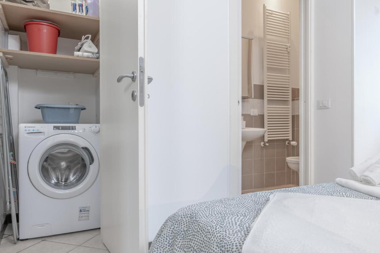 Turati Apartments Болоня Екстериор снимка