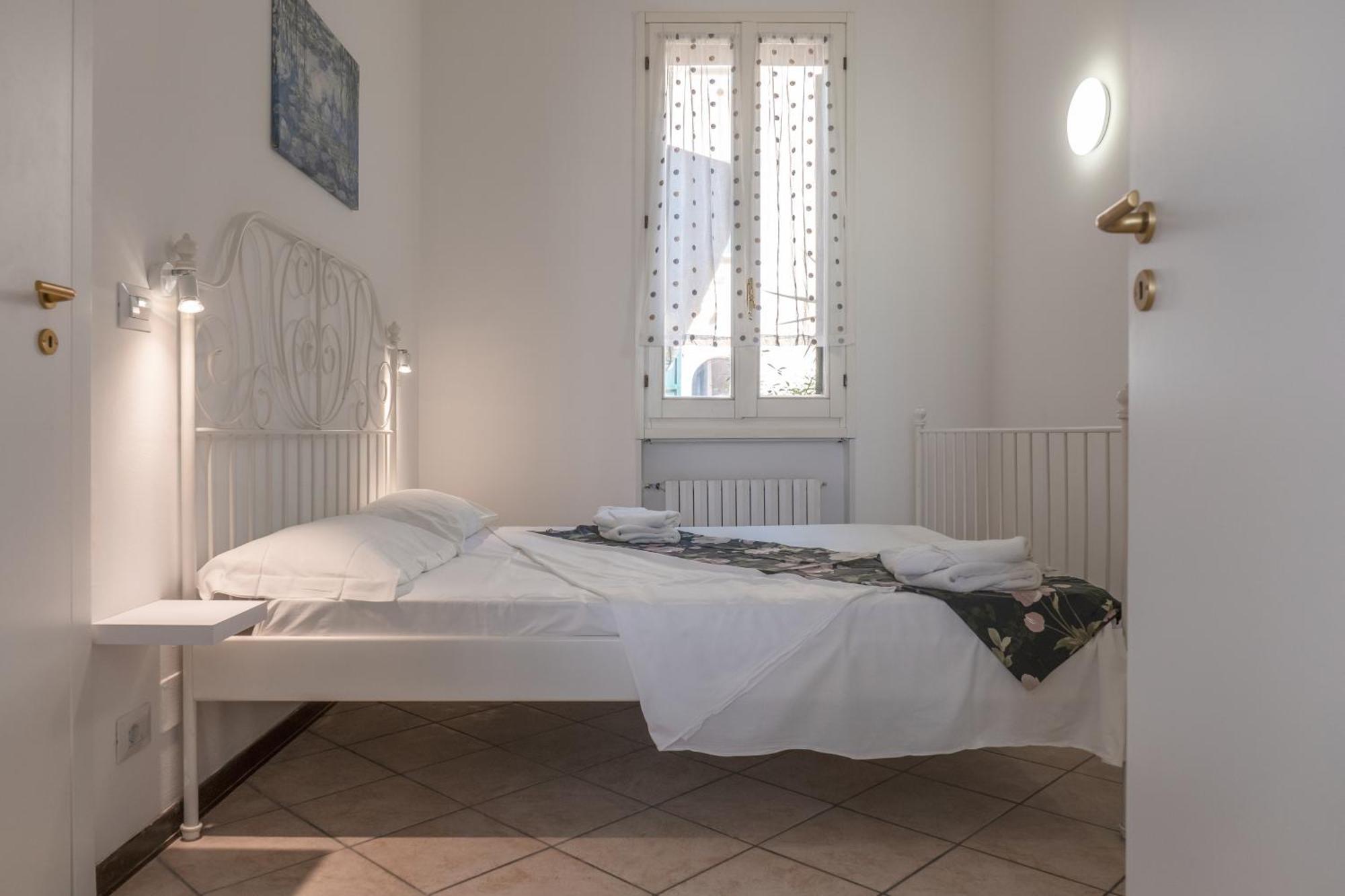 Turati Apartments Болоня Екстериор снимка